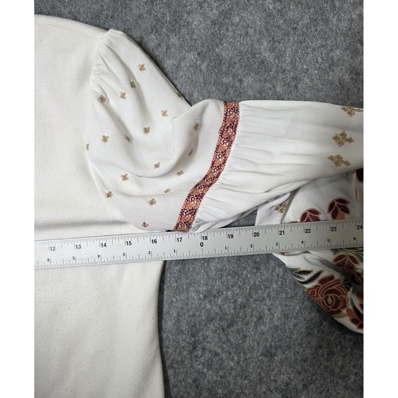 Anthropologie THML Top Blouse Floral Embroidered Puff Sleeves Boho Peasant sz XS - Picture 6 of 6